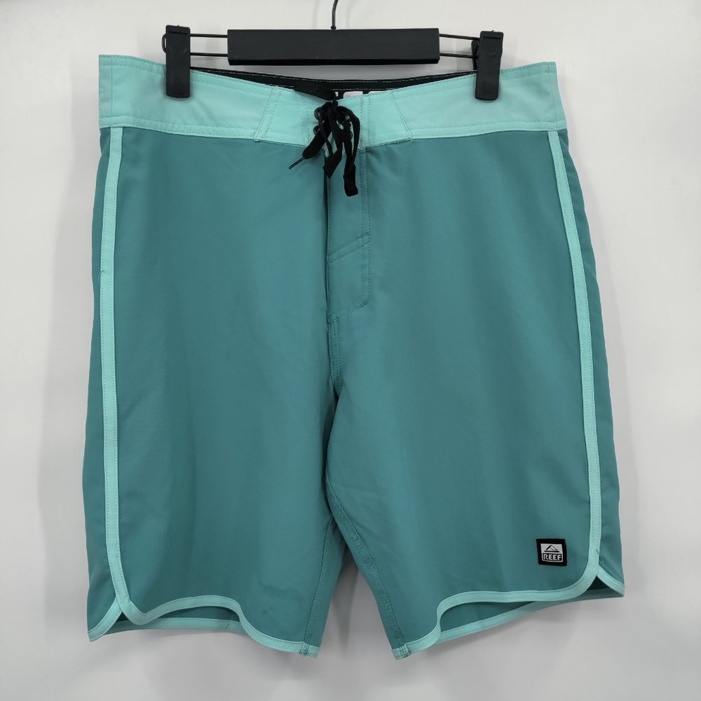 REEF Boardshorts Swim Trunks Men's Green Size 30